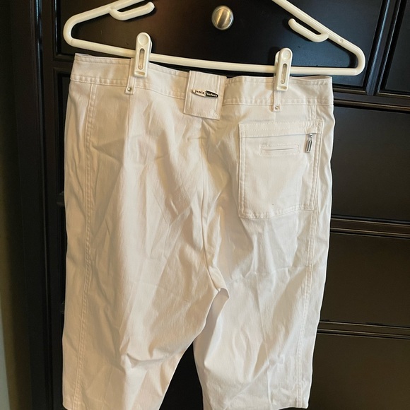 Jamie Sadock 24 inch women’s capris, size 10. - Picture 3 of 5